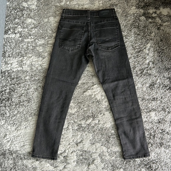 Boys Size 10 Levi Jeans - Picture 5 of 5